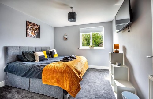 East Kilbride Apartment | Hudson Apartment
