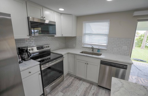 Hudson Beach Estates House | Hudson Beach Getaway W/Dock