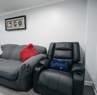North Bergen Apartment | Hudson Hideaway - 3BR NYC Access