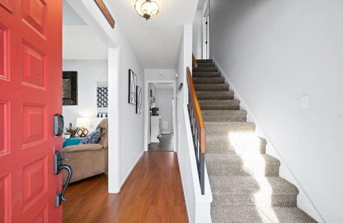 Clarksville House | Hudson House 0.2 Miles to Red River w/King Bed (1726 Broadripple Drive)