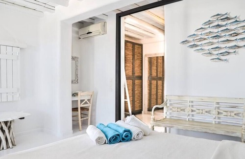 Panormos Villa | Huge 3 Bedroom Villa l Private Jacuzzi l Sea Views
