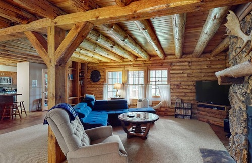 Mauston House | Huge dog-friendly cabin with large outdoor spaces, 2 kitchens, & game room