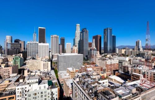 Historic Core Apartment | Huge Downtown LA Loft with Rooftop Pool & Jacuzzi