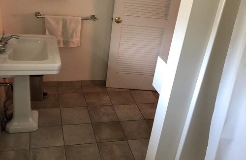 Old North End House | Huge Floor Lakeview Floor