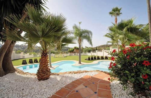 New Golden Mile Villa | Huge Golf Villa With One Of Marbella Biggest Spas