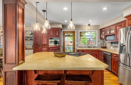 Garden District House | Huge home in the Historic Garden District