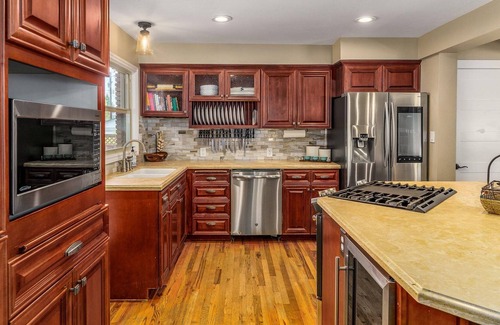 Garden District House | Huge home in the Historic Garden District