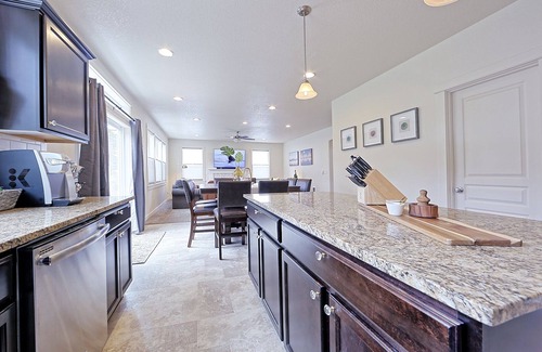 Rockaway Beach House | Huge hot tub, steps to beach, dog friendly, fire pit!