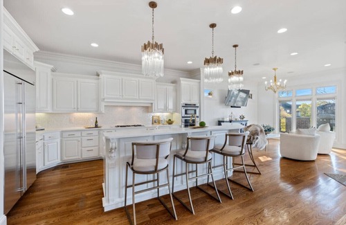 Old Hickory House | Huge Lake House 8000 SqFt with a 3 Car Garage and Private Boat Dock