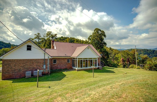 Butler House | Huge! Mtn Home with lake and skiing nearby. Pets Considered!
