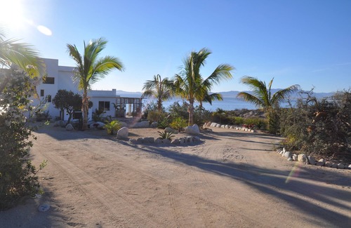 El Sargento Villa | Huge, Private La Ventana/El Sargento Casa & Beach Bodega on the Ocean ~ 3K SQf