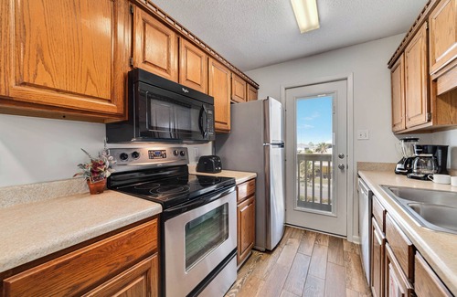 Ono Island Condo | Huge Sale 10/26-10/31! Pet Friendly! Beachside!