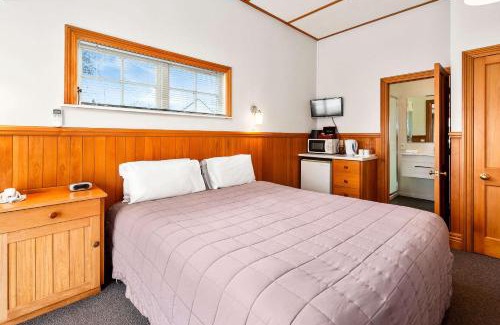 Rangatira Park Hotel | Huka Falls Resort