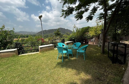 Nai House | Humble Homes 2 BED Farm Stay & River Stream
