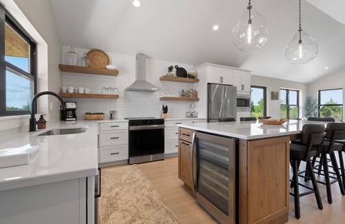 Ellison Bay House | Humbug Abode - located on beautiful 5 acres, minutes drive to Sister Bay