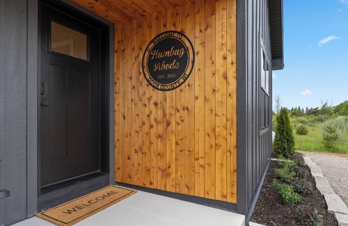Ellison Bay House | Humbug Abode - located on beautiful 5 acres, minutes drive to Sister Bay