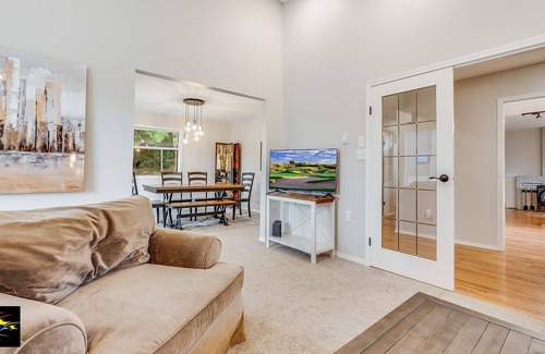 Victoria House | Hummingbird Haven