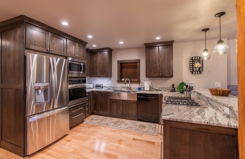 Saranac Lake House | Hummingbird Lodge- Lake Views