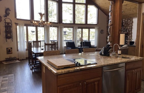 Winter Cabin | Hunter Lake Lodge awaits.