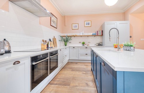 Grasmere House | HUNTINGSTILE SOUTH, pet friendly, luxury holiday cottage in Grasmere