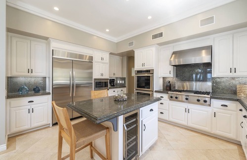 Santa Ana Heights House | Huntington Beach Oceanview Oasis nBeach Front & Pier View 6 Bedroom 4.5 Baths