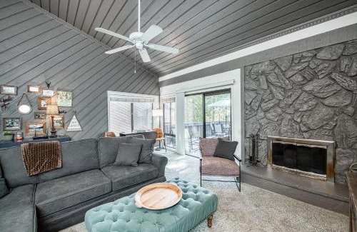 Lakeshore Apartment | Huntington Lake Condo 115