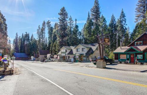 Lakeshore Apartment | Huntington Lake Condo 92