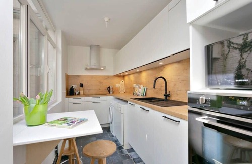 Historical Center Bruges House | Huswell - Charming town house in historic center of Bruges