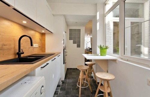 Historical Center Bruges House | Huswell - Charming town house in historic center of Bruges