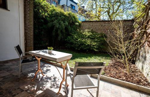 Strop House | Huswell - Chic Studio with Garden in Central Ghent