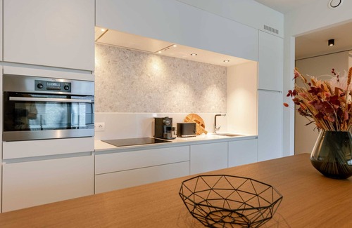 Ostend Apartment | Huswell - Modern and stylish apt with terrace
