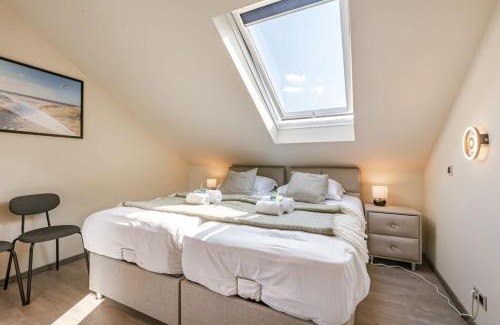 Blankenberge House | Huswell - Spacious house with garden and parking