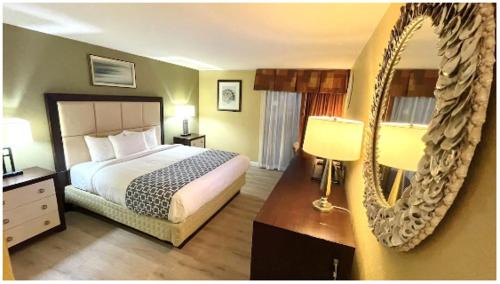 South Hutchinson Hotel | HutchiBell Hotel