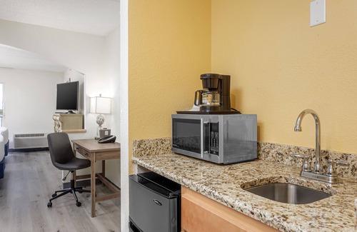Fort Pierce Hotel | Hutchinson Island Hotel
