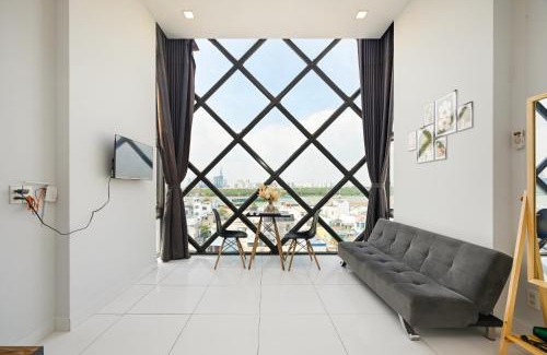 Tan Thuan Tay House | Huyen Apartment