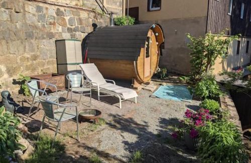 Sebnitz Apartment | HW2B - Urlaubsmagie - Wohlfühlwohnung mit Balkon, Pool, Sauna & Terrasse