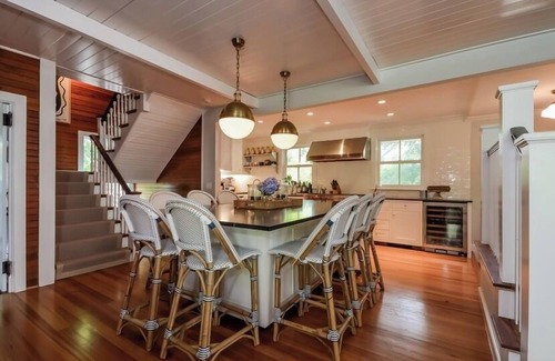 Hyannis Port House | Hyannis Port Grand Dame! Luxury rental with pool and hot tub. RPMS021