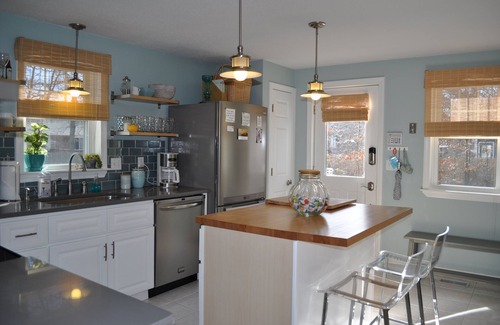 Hyannis House | Hyannis weekend getaway 3Bed 2 bath, walk to Main St, fall golf, Bring Fido!
