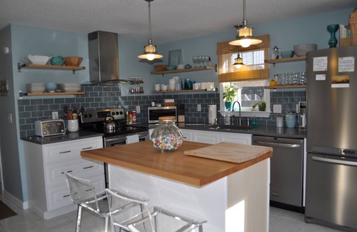 Hyannis House | Hyannis weekend getaway 3Bed 2 bath, walk to Main St, fall golf, Bring Fido!