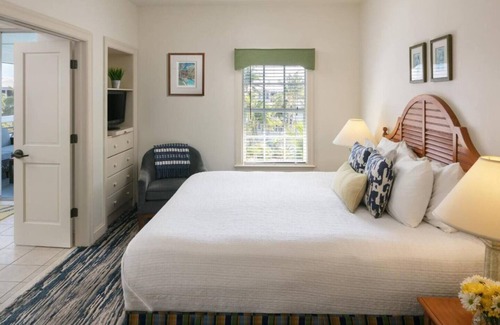 New Town Resort | Hyatt Beach House Resort Key West 1-7 nights