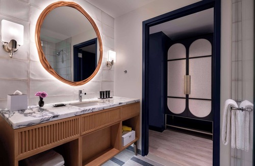 Sobro Hotel | Hyatt Centric Downtown Nashville