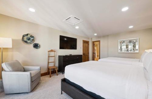 Beaver Creek Apartment | Hyatt Condominium 01 by East West Hospitality