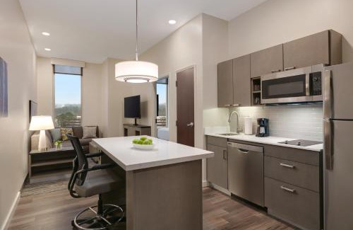Sandy Springs Hotel | Hyatt House Atlanta Perimeter Center