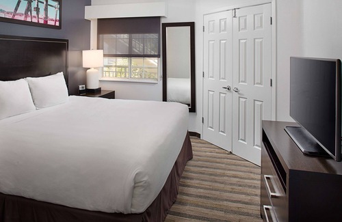 Belmont Hotel | HYATT house Belmont/Redwood Shores