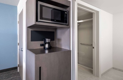 Southeast Colorado Springs Hotel | Hyatt House Colorado Springs Airport