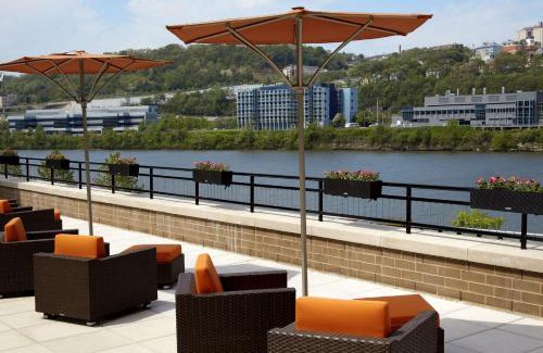 South Side Flats Hotel | Hyatt House Pittsburgh-South Side