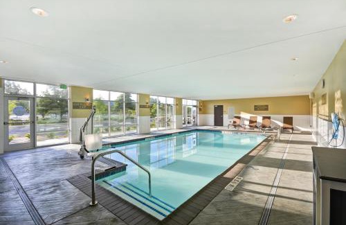 Raisin Hotel | Hyatt Place Fresno