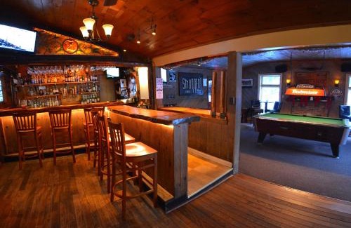 Waitsfield Hotel | Hyde Away Inn