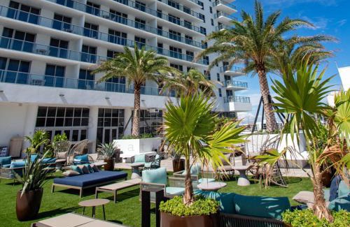 Hollywood South Central Beach Resort | HYDE Beach House Apartments
