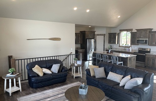 Sweetwater House | Hydeaway Cabin at Bear Lake